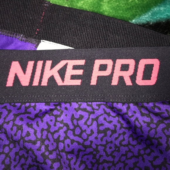 Nike Pro Shorts - Picture 3 of 3